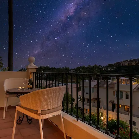 Apartment La Quinta Hills - Modern Andalusian-style With Rooftop Terrace Benahavis