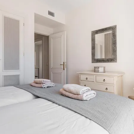La Quinta Hills - Modern Andalusian-style With Rooftop Terrace Benahavis