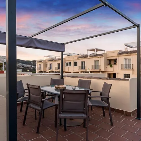 La Quinta Hills - Modern Andalusian-style With Rooftop Terrace * Benahavis