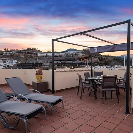 Apartment La Quinta Hills - Modern Andalusian-style With Rooftop Terrace *