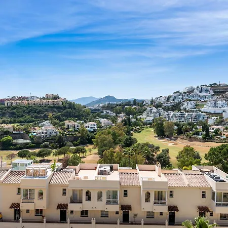 La Quinta Hills - Modern Andalusian-style With Rooftop Terrace Apartment